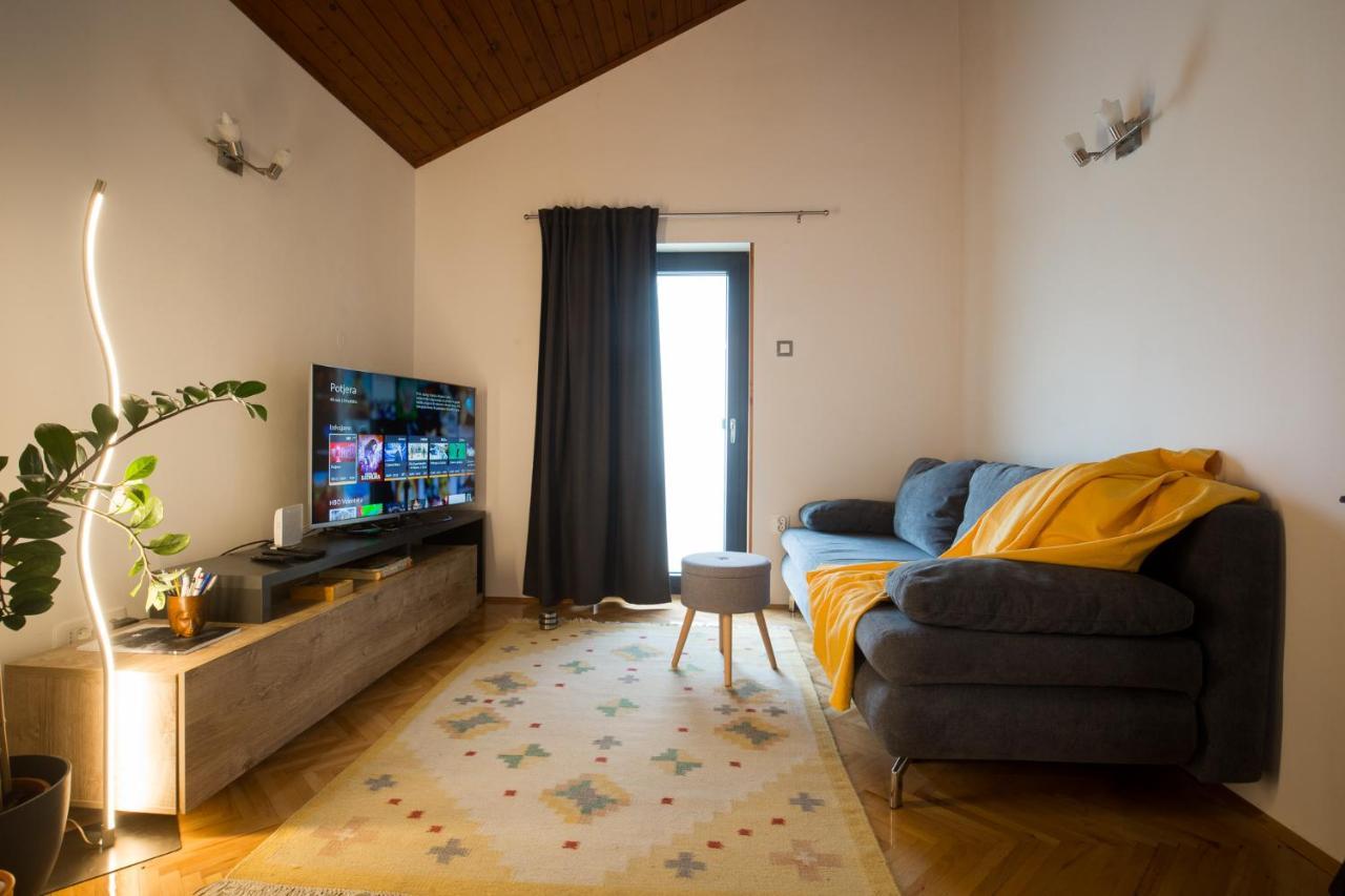 Apartmani Nena I Branko Premantura Exterior foto