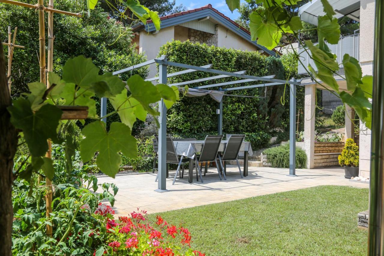 Apartmani Nena I Branko Premantura Exterior foto
